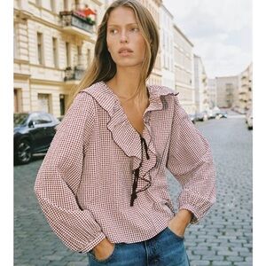 NWT Zara Ruffled Gingham Blouse